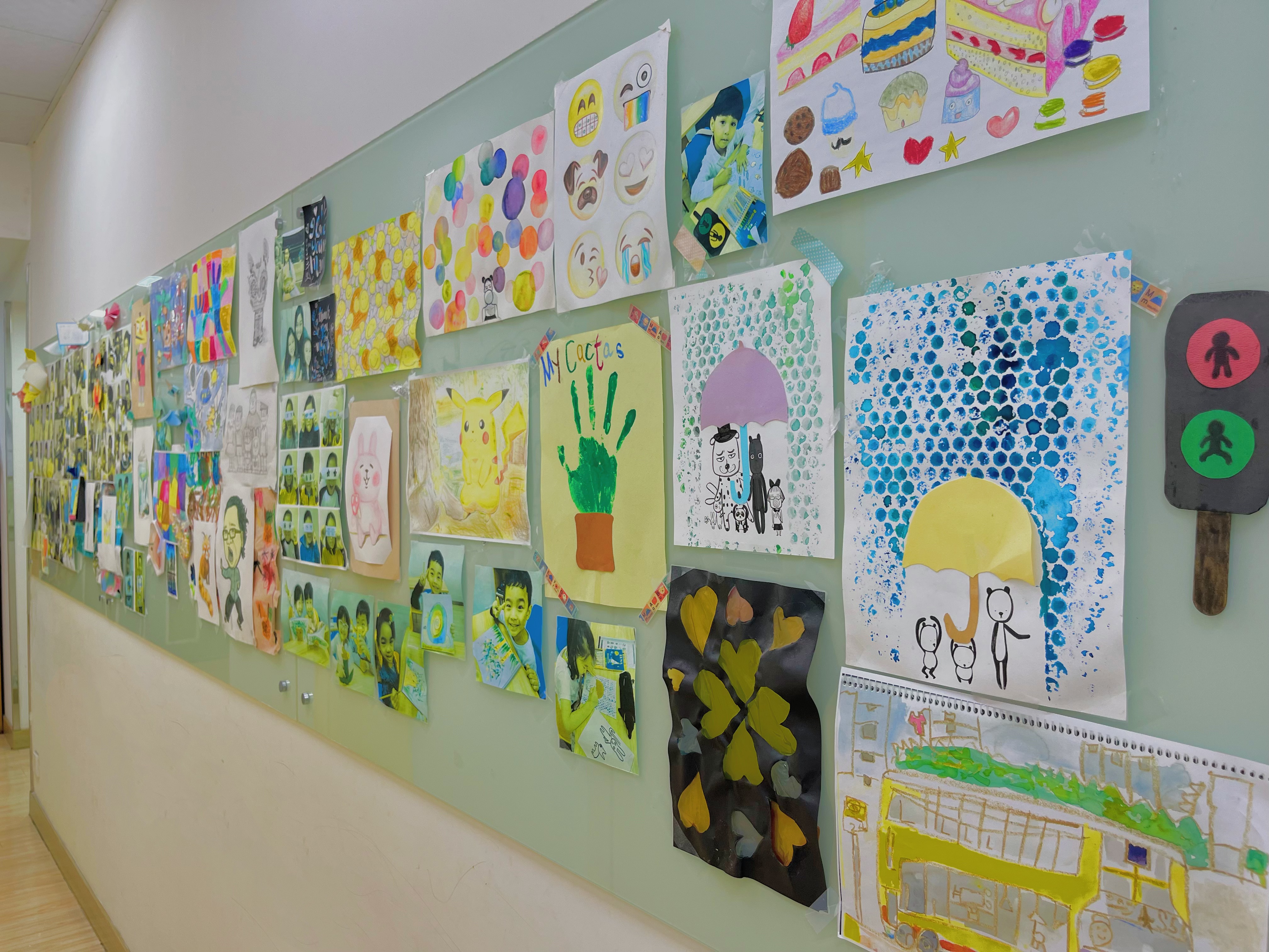 學生作品展示牆